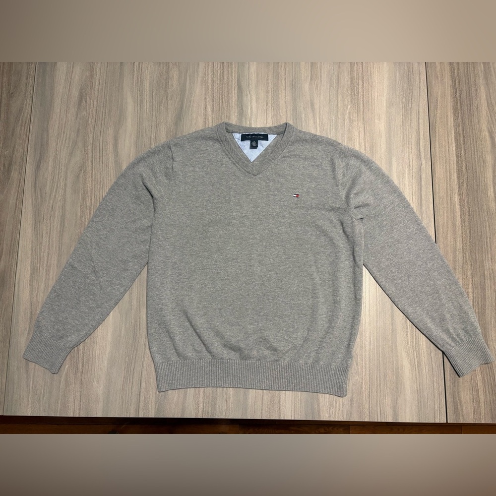 Used Tommy Hilfiger Pullover Sweater Mens Medium Gray Knit V Neck Pima Cotton